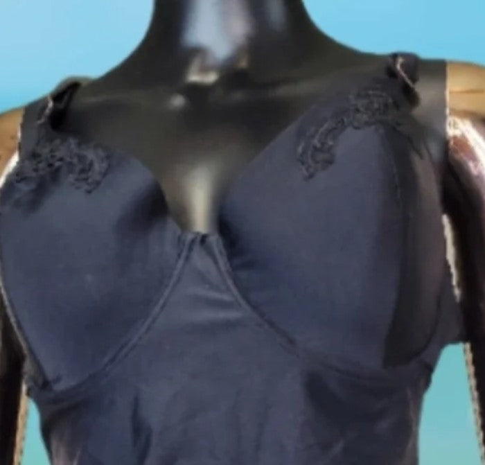 GORGEOUS PLUS SIZED BLACK TANKINI SWIM TOP EXTRA LONG! MINT CONDITION!