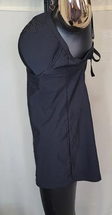 GORGEOUS PLUS SIZED BLACK TANKINI SWIM TOP EXTRA LONG! MINT CONDITION!