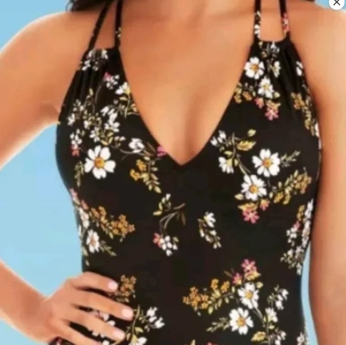 Cute Beach Betty Miracle Brands Floral Slim One Piece Swimsuit Mint Condition!