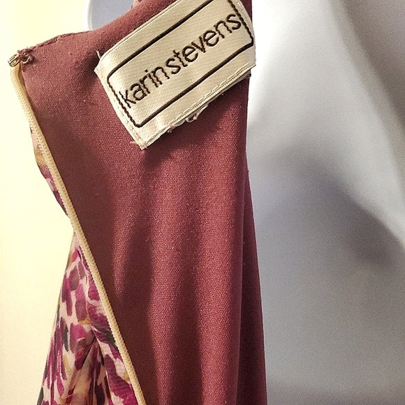 👗✨ Karin Stevens Sleeveless Abstract Sack Dress | Flowy & Versatile