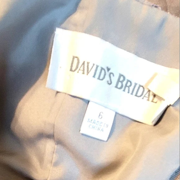 NWT David’s Bridal Lace Halter Dress 🤍 Beach Wedding • Bridesmaid