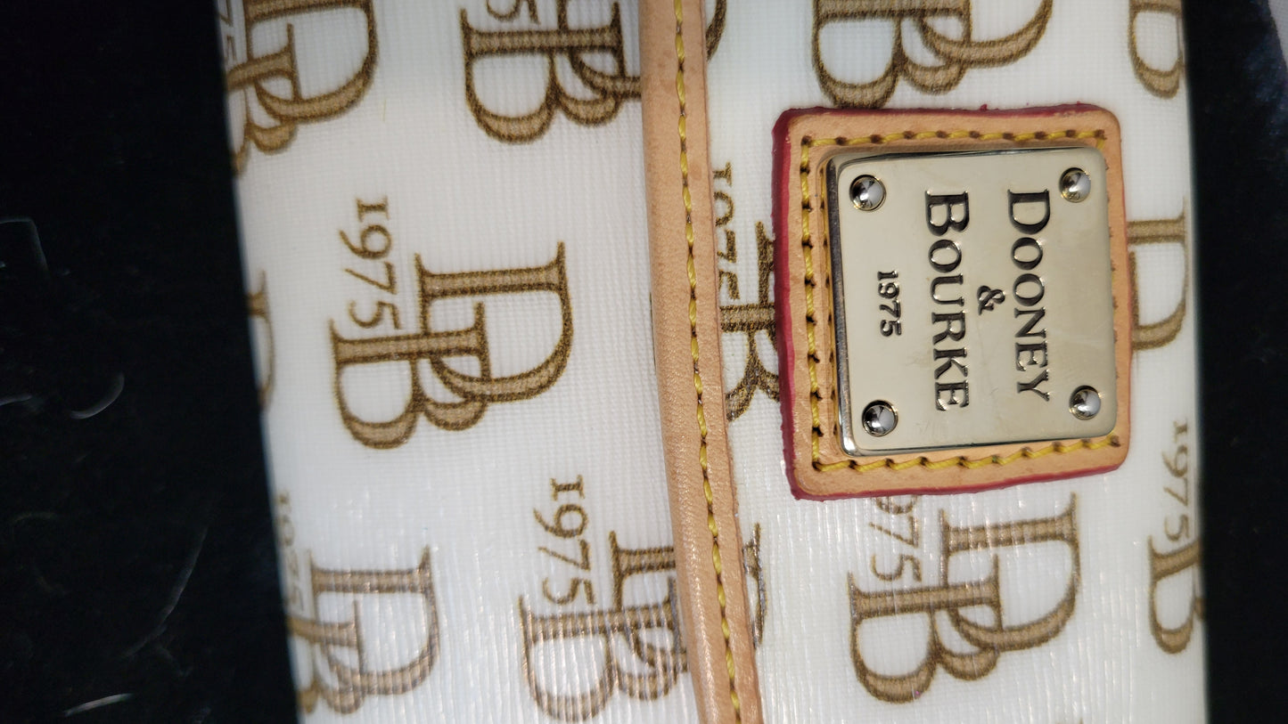 Authentic Dooney & Bourke 1975 retro anniversary shoulder bag and matching wallet set ♥️